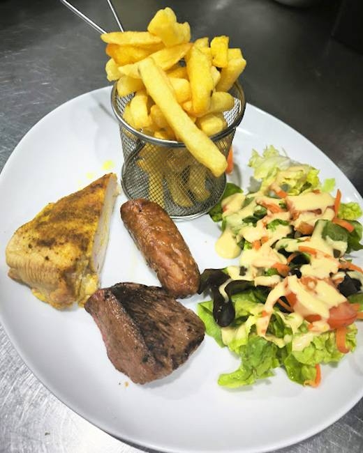 Le restaurant - Au Nouveau Départ - Restaurant frontière belge - Restaurant Pradelles